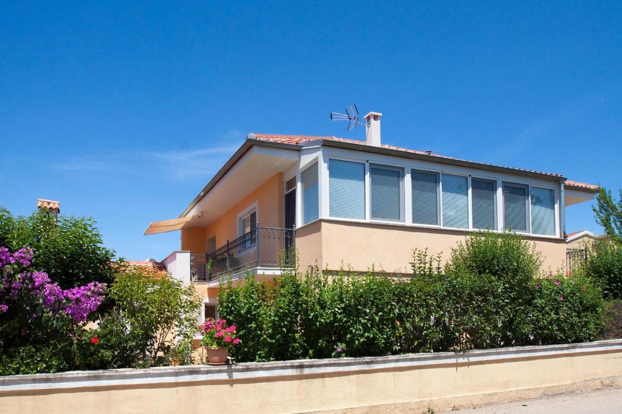 Apartment Romansa *